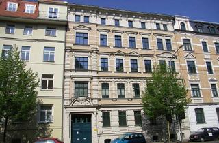 Wohnung mieten in Ludwig-Wucherer-Str. 50, 06108 Paulusviertel, Moderne 2-Zimmer Dachgeschosswohnung mit Balkon und Aufzug im Paulusviertel