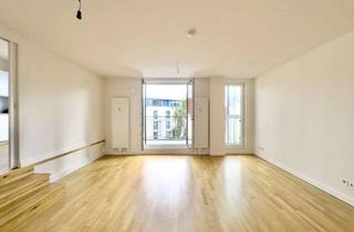 Lofts mieten in Landsbergerallee 20, 10249 Friedrichshain, Über den Dächern Friedrichshains – helle Loftwohnung mit Balkon, EBK & Südausrichtung