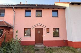 Haus mieten in Fasanerie 8b, 06237 Leuna, II frisch renoviertes Reihenmittelhaus mit Stellplatz und Garten in ruhiger Lage II sofort frei