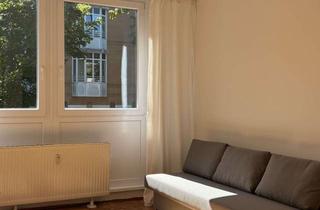 Wohnung mieten in 14165 Zehlendorf, 1-Zimmer Wohnung im 1. OG in Berlin Zehlendorf