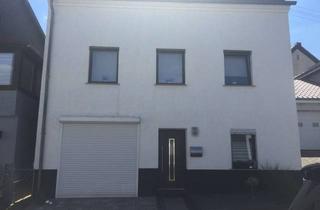 Einfamilienhaus kaufen in 66557 Illingen, Modernisiertes Einfamilienhaus mit Terrasse und Garten in Wustweiler