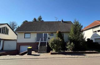 Haus kaufen in 55437 Ockenheim, Ein Zuhause mit Potenzial - Bungalow mit großem Grundstück in Ockenheim