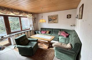 Haus kaufen in 72184 Eutingen, 2 Familienhaus mit sehr viel Platz, Garten, 4 Garagen, Werkstatt und zusätzlicher Ausbaureserve!