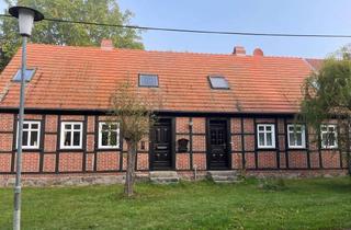 Haus mieten in Guhlsdorfer Straße, 19339 Plattenburg, Landleben in der Prignitz – Fachwerkhaus mit Scheune, Terrasse und Garten