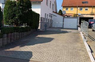 Haus mieten in Carl Maria Von Weber Ring 11, 06258 Schkopau, DHH mit ansehnlichen Keller + Garage + EBK + Wallbox