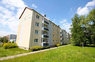 Wohnung mieten in Paul-Suhr-Str. 60, 06130 Südstadt, Nachnutzer gesucht! 2-Raumwohnung mit Balkon im Süden.