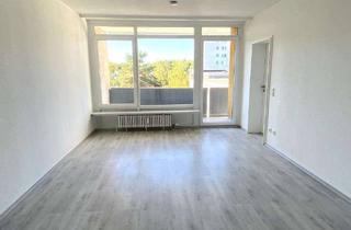 Wohnung mieten in Marienburger Straße, 67659 Innenstadt, * XL Wohnzimmer * RENOVIERT * Laminat + große Küche * WALDLAGE * KL WEST * Fischerrück *