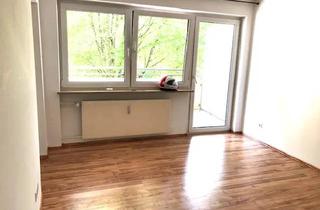 Wohnung mieten in Holzhofstraße 10, 82256 Fürstenfeldbruck, FFB 1.5 Zi App. 1 OG mit Süd-Balkon u. EBK; extra Küchenraum; 5min zur S-Bahn