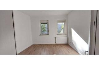 Wohnung mieten in Eickeler Bruch 114, 44652 Wanne-Süd, Alltagstaugliche 3-Zimmer-Wohnung in Herne