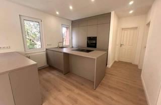 Wohnung mieten in Am Kurpark, 23669 Timmendorfer Strand, Wohnen am alten Kurpark: Vollsaniert, 3 Zimmer, Kochinsel und Blick ins Grüne