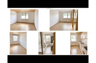 Wohnung mieten in Obere Hauptstraße 127, 01768 Glashütte, Drei Zimmer in Glashütte: Helle Wohnung mit Stellplatz