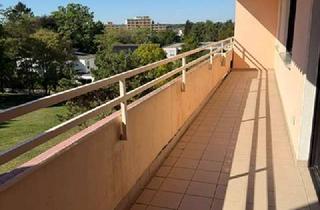 Wohnung mieten in 63456 Hanau, HU-Steinheim - Kernsaniert: 4Zimmer Wohnung mit großem Balkon