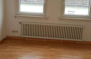 Wohnung mieten in Klarhorststraße 13, 33613 Innenstadt, Bi-Mitte | 2,5 ZKB am Nordpark (mit Einbauküche)