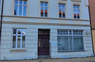 Wohnung mieten in Rostocker Str. 11, 17166 Teterow, Gepflegte 1,5-Zimmer-Altbauwohnung in zentraler Lage von Teterow