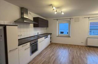 Wohnung mieten in Kirchplatz, 93176 Beratzhausen, Viel Platz in Beratzhausen: 6-Zimmer-Wohnung