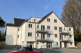 Wohnung mieten in Stockelsdorfer Weg, 23611 Bad Schwartau, Geschmackvolle Wohnung mit zwei Zimmern sowie Balkon und Einbauküche in Bad Schwartau