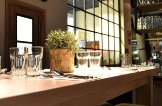Gastronomiebetrieb mieten in 10823 Schöneberg, Großzügiges Restaurant in Eck-Lage mit Außenbereich