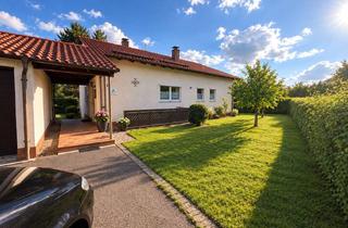 Haus mieten in Neresheimer Straße 30, 89520 Heidenheim, Einfamilienhaus zur Miete in Großkuchen 122 m² Wohnfläche, 900 m² Grundstück, 2 Garagen & Terasse