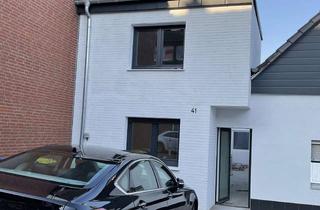 Anlageobjekt in Fischenicher Str. 41, 50354 Hürth, Topvermietetes, kernsaniertes, kleines Townhouse, ideal für 1-2 Personen oder als Kapitalanlage