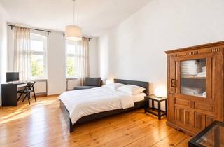 Wohnung kaufen in 10435 Berlin, Traumlage Oderberger Str. - Bezugsfreie 1-Zimmer-Wohnung im stilvollen Altbau