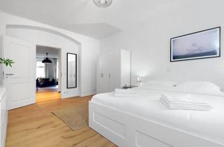 Wohnung kaufen in 10559 Berlin, +++ Vollständig sanierte Altbauwohnung mit 3 Zimmern, Einbauküche und ruhiger Innenhoflage +++