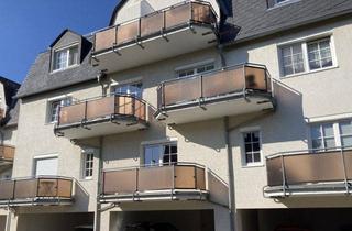 Wohnung mieten in Hauptstraße 14, 08427 Fraureuth, Fraureuth: *Schöne 3-Raumwohnung mit Balkon und Carport-Stellplatz optional!*