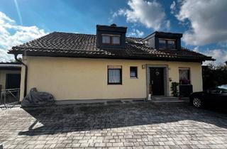 Haus kaufen in 94315 Straubing, Straubing - Zweifamilienhaus, Straubing Ittling Baujahr 74 vom Privat
