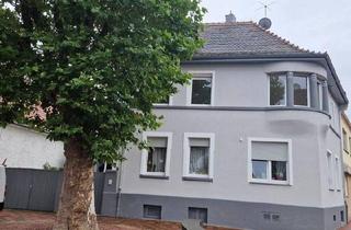 Haus kaufen in 64579 Gernsheim, Gernsheim - Schönes modernisiertes Zweifamilienhaus zentrale Lage