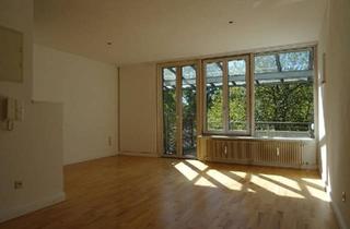 Wohnung kaufen in 84478 Waldkraiburg, Waldkraiburg - Barrierefreie 2,5 Zimmer Wohnung mit Aufzug im Zentrum
