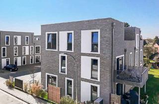 Wohnung kaufen in Langenrade 37b, 24326 Ascheberg, Ruhe, Weitblick & Komfort – moderne 2-Zimmer-Wohnung mit Aufzug im Obergeschoss