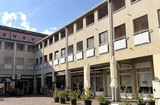 Wohnung kaufen in 76139 Waldstadt, Gemütliches Apartment mit Balkon in bester Lage