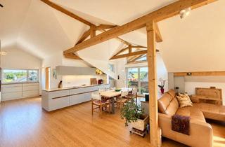 Wohnung kaufen in 83093 Bad Endorf, Moderne Dachgeschosswohnung mit hochwertiger Ausstattung in ruhiger Wohnlage