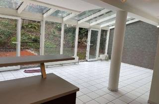 Wohnung kaufen in 68163 Lindenhof, 3 Zimmer ETW Mannheim mit "grüner Oase"