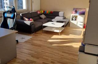 Wohnung kaufen in 85521 Ottobrunn, Ein Zuhause zum Wohlfühlen – liebevoll renovierte 4-Zimmer-Wohnung mit Balkon und Tiefgaragenstellpl