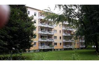 Wohnung kaufen in Brahestraße 23, 18059 Südstadt, Sanierte 2-Raum Wohnung in der Südstadt