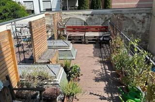 Wohnung mieten in Vorderes Kretzengässchen 10, 86152 Innenstadt, Schöne 2 ZKB Wohnung in zentraler Lage mit großer Dachterrasse