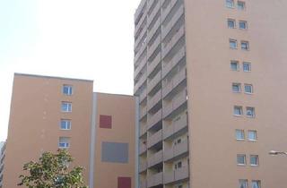 Wohnung mieten in Juvenellstr. 29, 90419 Nürnberg, Kleine 2-Zimmer-Wohnung mit tollem Ausblick aus dem 10. OG