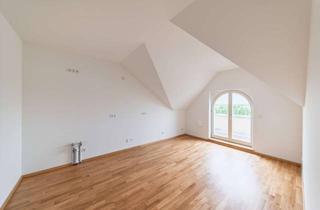 Wohnung mieten in Hohe Straße, 06132 Silberhöhe, Wohnen im Denkmal "Hoheacht": 2-Zimmer-Dachgeschosswohnung mit gemütlichem Balkon - WE09
