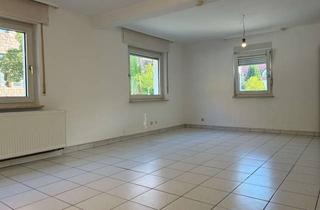Wohnung mieten in 76287 Rheinstetten, 4-Zimmer-Erdgeschosswohnung mit EBK, Garten, Hof und Stellplatz in Mörsch!