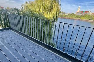 Wohnung mieten in Schnellerstraße 87, 12439 Niederschöneweide, Maritimes Wohngefühl – moderne 2-Zimmer-Wohnung mit traumhaftem Ausblick!
