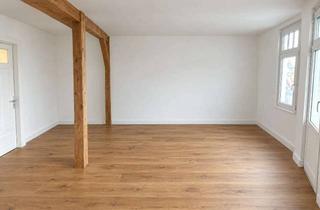 Wohnung mieten in Konrad-Adenauer-Straße, 23558 St. Lorenz Süd, Erstbezug unterm Dach: 3 Zimmer, 105 m², Balkon · Denkmal-Altbau Lübeck · ab 01.01.27