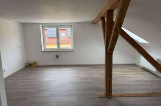 Wohnung mieten in 92436 Bruck, Frisch saniert & bezugsbereit: Attraktive 3‑Zimmer-Dachgeschosswohnung