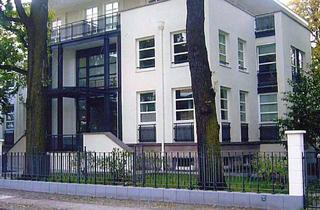 Wohnung mieten in Akazienallee, 14050 Charlottenburg, Maisonette im grünen Westend