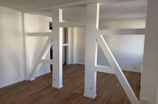 Wohnung mieten in Bredeneyer Straße 8x, 45133 Rüttenscheid, Erstbezug nach Renovierung in Bredeney