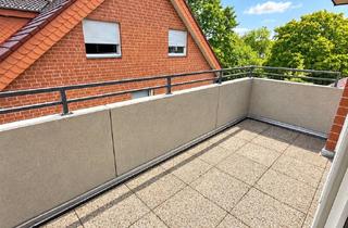Wohnung mieten in 48165 Hiltrup, 3-Zimmer-Dachgeschosswohnung mit großem Balkon und Stellplatz in Hiltrup, EBK gegen Ablöse