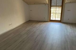 Wohnung mieten in 83134 Prutting, Stilvolle, sanierte 2-Raum-DG-Wohnung mit Balkon in Prutting