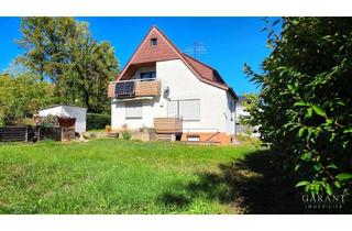 Haus kaufen in 72669 Unterensingen, *** 2-Familienhaus auf ca. 905 qm Grundstück ***