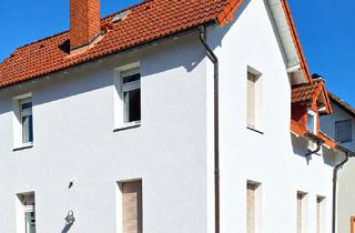Einfamilienhaus kaufen in Friedhofstr, 63486 Bruchköbel, Frisch modernisiertes Einfamilienhaus im Herzen von Bruchköbel