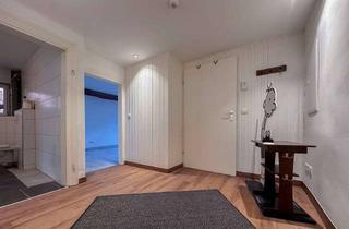 Haus kaufen in 96142 Hollfeld, Top sanierte EG-Gewerbefläche + 2 bezugsfertige Wohnungen mit weitern Entwicklungspotential