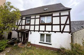 Haus kaufen in Kalter Markt, 98693 Ilmenau, Historisches Wohnhaus mit Charakter und viel Potenzial in zentraler Ortslage von Manebach